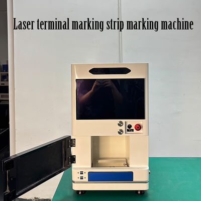 Buon prezzo Macchina per marcatura laser macchina per marcatura laser per metalli Morsettiera Striscia bianca Targhetta digitale Striscia di identificazione in plastica Incisione Stampa e marcatura industriale in linea
