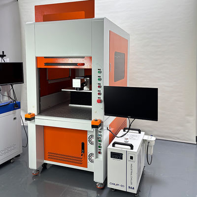 Buon prezzo Macchina per marcatura laser a fibra di grado industriale con area di incisione 70*70mm e dimensione di marcatura 110mm * 110mm in linea