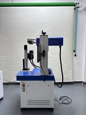 Buen precio Máquina de marcado con láser de fibra de grabado de cuatro ejes y cinco lados con banco de trabajo de rotación de 360 ° y precisión de ± 0,01 mm en línea