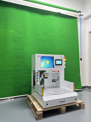 Guter Preis Vierstationenfaserlasermarkierungsmaschine mit automatischem Drehcode und hoher Präzision 0,01 mm für Metall- und Kunststoffgravierungen Online