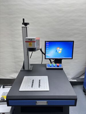 Goede prijs UV-koudlichttechnologie Lasermarkeringsmachine voor vezels met een compact ontwerp zonder gravering door thermische schade online